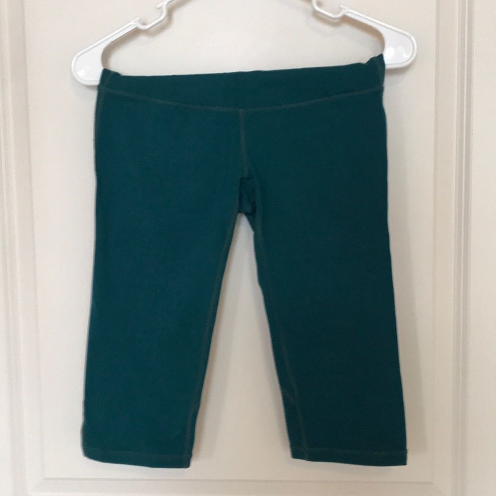 GapFit Small Capris